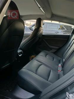 تسلا موديل 3